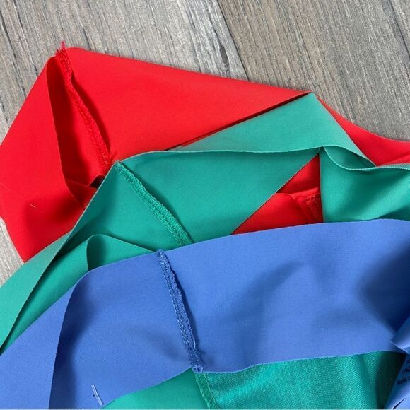 Laser Cut Thong Panties 3 Pack Small Red Blue Green - Picture 3 of 6